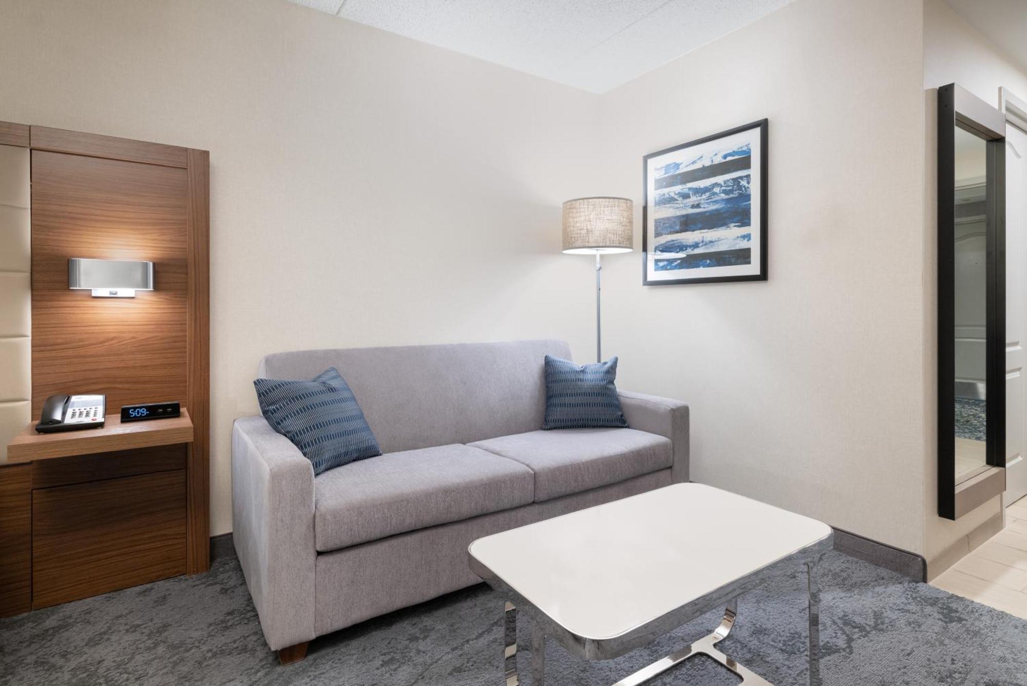 Standard Zimmer mit Kingsize-Bett Stadtblick