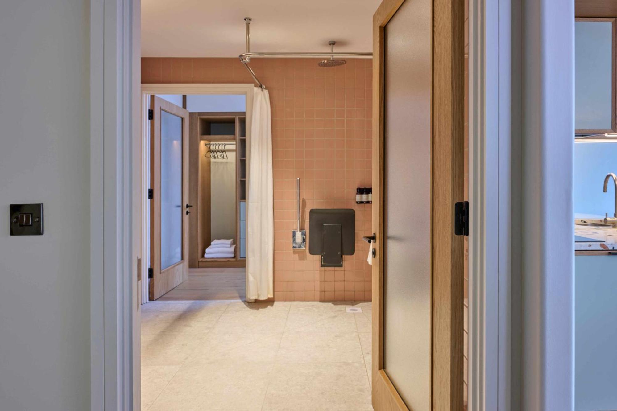 Two-Bedroom Suite,1766283157:JPEG